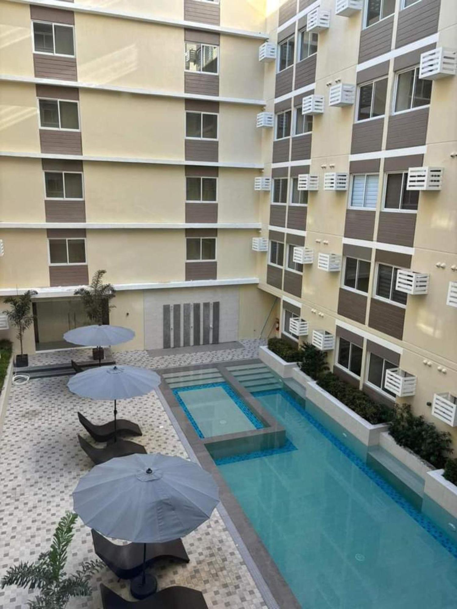 Fullerton Suites Puting Kahoy Exterior foto